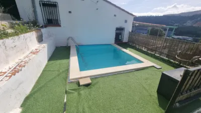 House in A 10 Minutes from the A-2 Motorway photo 10