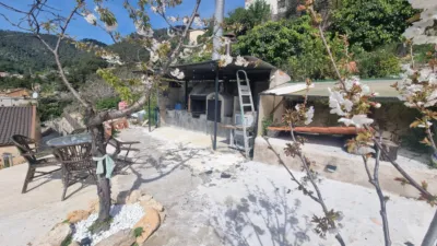 House in A 10 Minutes from the A-2 Motorway photo 2