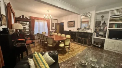 Detached English-Style Villa photo 8