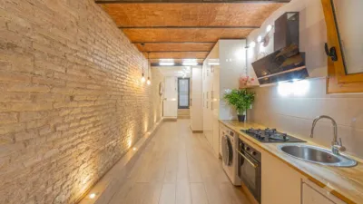 Apartment a few minutes from Montjuïc and the Poble-Sec viewpoint. photo 4