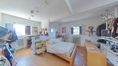 Detached English-Style Villa photo 24