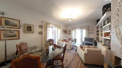 Detached English-Style Villa photo 9