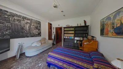 Detached English-Style Villa photo 36