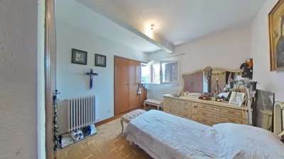 Detached English-Style Villa photo 23