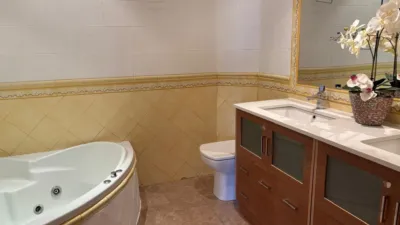 Apartment on Ramon y Cajal Centre photo 17