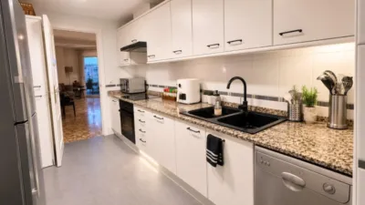 Apartment near Vithas 9 de Octubre Hospital photo 18