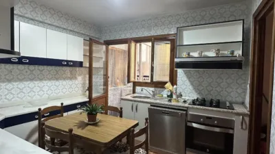 Apartment in a Central Square, Surrounded by Amenities. photo 7