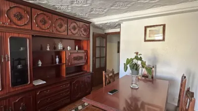 Apartment in a Central Square, Surrounded by Amenities. photo 3