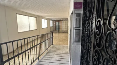 Apartment in a Central Square, Surrounded by Amenities. photo 26
