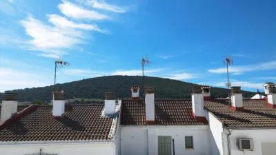 Casa adosada en Casa en Almadén de La Plata, Bonito Pueblo de Sierra photo 37
