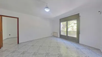 Apartment in the Centre of the Les Clotes neighbourhood. photo 11