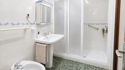 Apartment in A 3 Minutes from La Plaza de España and the Church of the Town. photo 12