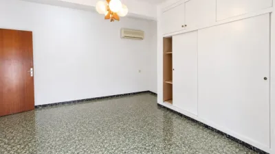 Apartment in A 3 Minutes from La Plaza de España and the Church of the Town. photo 13