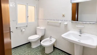Apartment in A 3 Minutes from La Plaza de España and the Church of the Town. photo 11