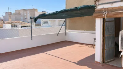 Apartment in A 3 Minutes from La Plaza de España and the Church of the Town. photo 5