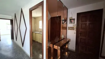 Apartment near La Escola Josep Ferrà I Esteva photo 8