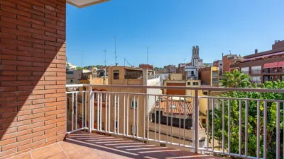 Apartment in the Heart of Molins de Rei Centre photo 27