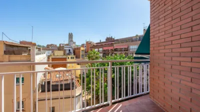 Apartment in the Heart of Molins de Rei Centre photo 17