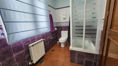 Terraced house in a row of houses close to Calle Mayor and Plaza San Roque photo 19