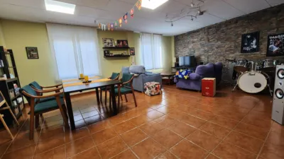 Terraced house in a row of houses close to Calle Mayor and Plaza San Roque photo 8