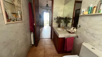 House in A 2 Minutes from Ap-7 and 5 Minutes from A-2. photo 27