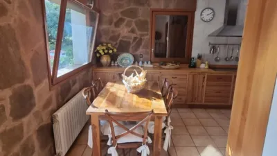 House in A 2 Minutes from Ap-7 and 5 Minutes from A-2. photo 4