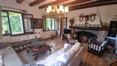 House in A 2 Minutes from Ap-7 and 5 Minutes from A-2. photo 5