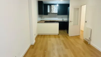 Apartment in Vilagarcía Town Centre. Close to All Services. photo 3