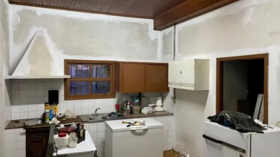 House near Paseo Fluvial, Bodegas and Paso de Peregrinos photo 3