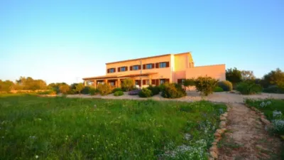 Elegant Villa with Photovoltaic Plant in Santanyi photo 3