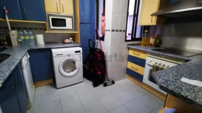 Apartment near Santiago Square and the School of Art. photo 3