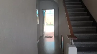 Semi-detached house very close to Abanca Office photo 5