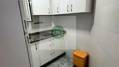 Piso en alquiler en en Plena Av Sta Marina, Junto A La Pza Alféreces., Santa Marina-La Paz (Badajoz Capital) de 600 €<span>/mes</span>