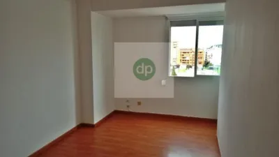 Piso en alquiler en en Plena Av Sta Marina, Junto A La Pza Alféreces., Santa Marina-La Paz (Badajoz Capital) de 600 €<span>/mes</span>