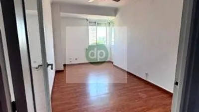 Piso en alquiler en en Plena Av Sta Marina, Junto A La Pza Alféreces., Santa Marina-La Paz (Badajoz Capital) de 600 €<span>/mes</span>