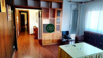 Apartamento en alquiler en Frente A El Corte Inglés y en Pleno Centro, Santa Marina-La Paz (Badajoz Capital) de 650 €<span>/mes</span>