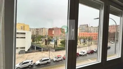 Apartamento en alquiler en Frente A El Corte Inglés y en Pleno Centro, Santa Marina-La Paz (Badajoz Capital) de 650 €<span>/mes</span>