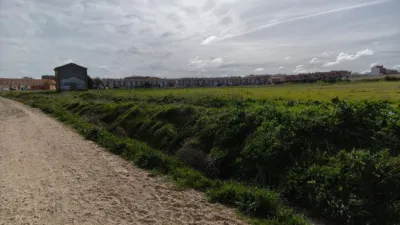 Rustic farm in Al Lado de La calle Las Damas and Close to the C/. Zamora. Zamora photo 2