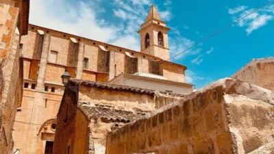 Rustic finca in Entre Es Llombards, Faro Ses Salines direction photo 5