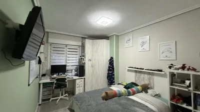 Apartment in Lakua-Arriaga, Up-to-date and Modern with Lift photo 21