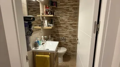 Apartment in Lakua-Arriaga, Up-to-date and Modern with Lift photo 22