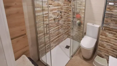 Apartment in Lakua-Arriaga, Up-to-date and Modern with Lift photo 24