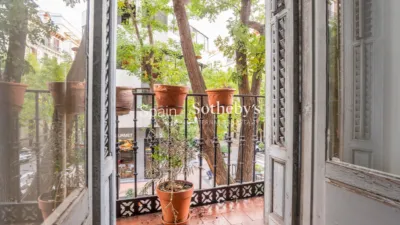 Apartment on Calle de Villanueva photo 11