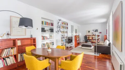 Apartment on Calle de Villanueva photo 4