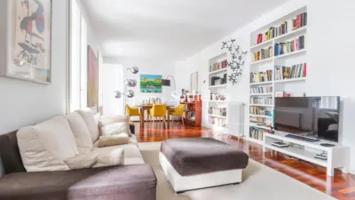 Apartment on Calle de Villanueva photo 7