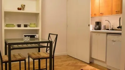 Piso en alquiler en Palacio - Imagen 3