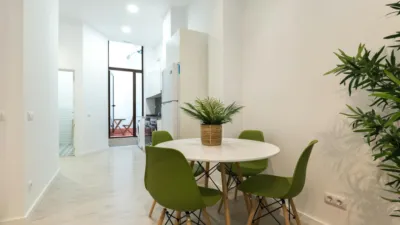 Piso en alquiler en El Raval - Imagen 8