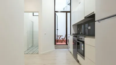 Piso en alquiler en El Raval - Imagen 9