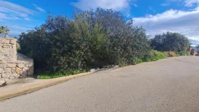 Terreno en venta en Calle >C. los Geranios, Número > - Más