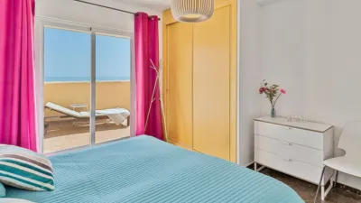 Top-floor apartment in Carvajal photo 14